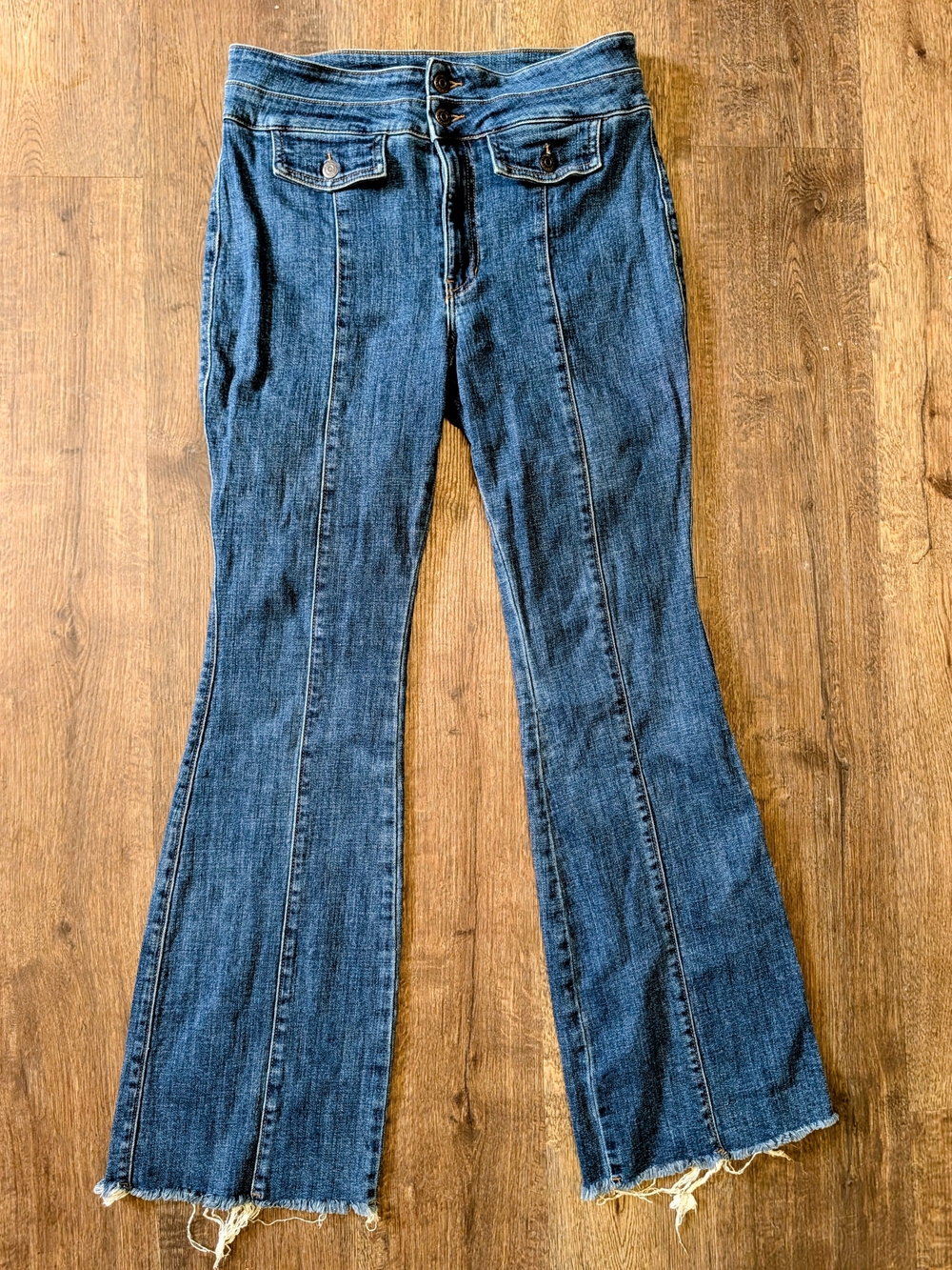 Idyllwind Blue High-Rise Flare Jeans with Front Flap Pockets